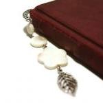 Beaded bookmark. Perfect gi..