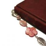 Beaded bookmark. Perfect gi..