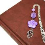 Beaded bookmark. Perfect gi..