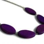 Purple chunky bead necklace..