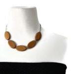 Chunky bead necklace. Light..
