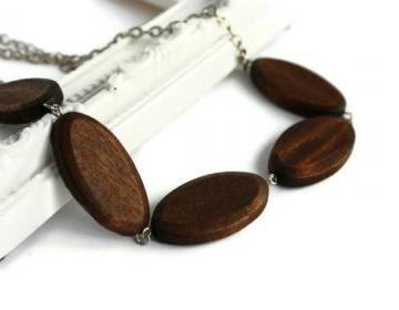 Brown chunky bead necklace. Oval wood beads.